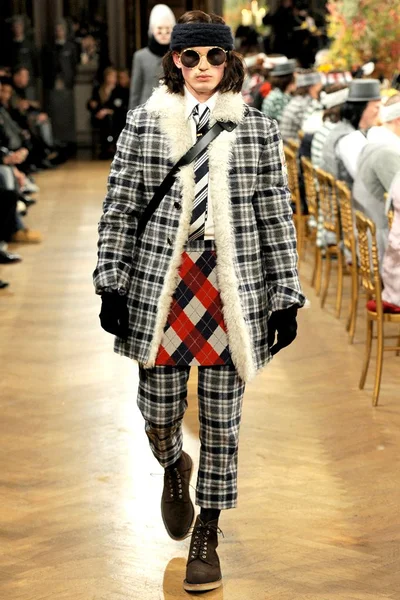 Look 9